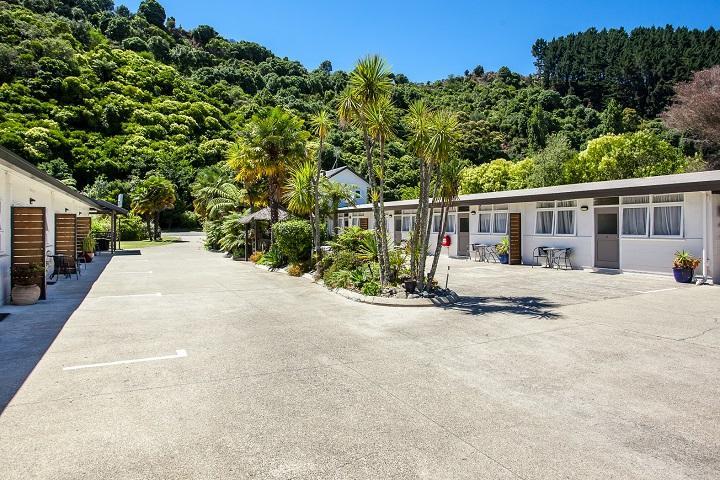 Amber Court Motel ฟากาทาเน ภายนอก รูปภาพ