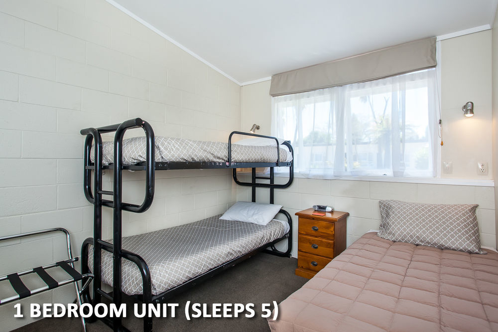 Amber Court Motel ฟากาทาเน ภายนอก รูปภาพ